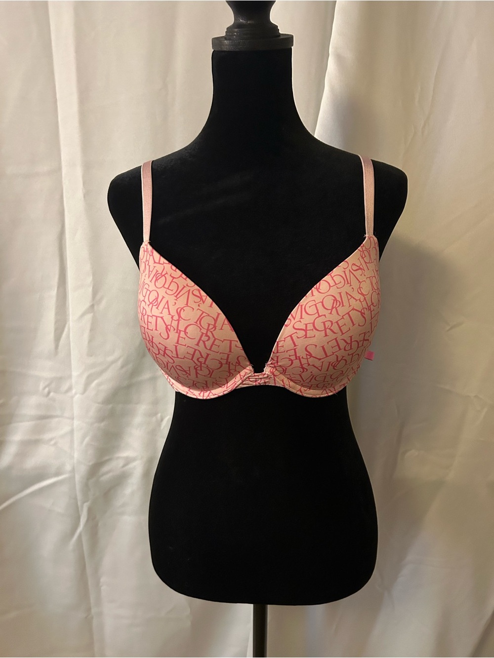 Victoria's Secret Pink Script Push-Up Bra